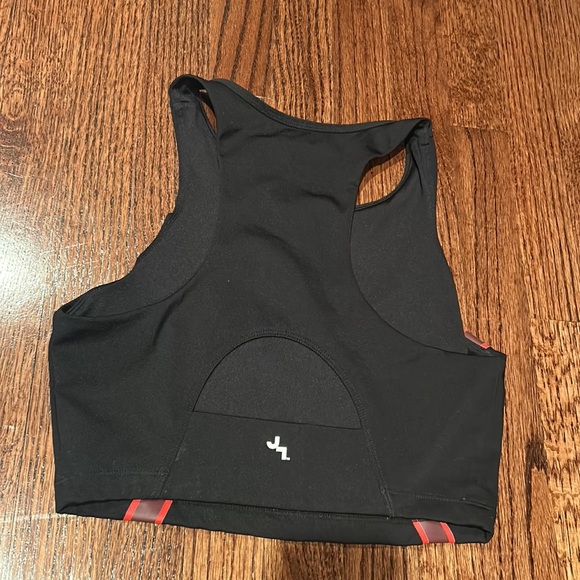 Sports tank/ bra - Picture 2 of 2
